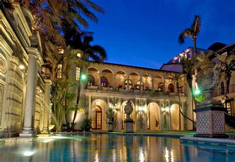 casa versace trasformata in hotel|Casa Casuarina: Gianni Versace’s Miami Beach Mansion Is Now .